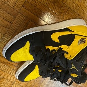 Jordan 1- New Love. Worn a few times.